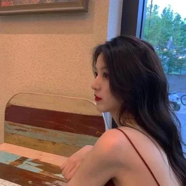 捡个福娃当团宠，废柴爹爹旺成龙